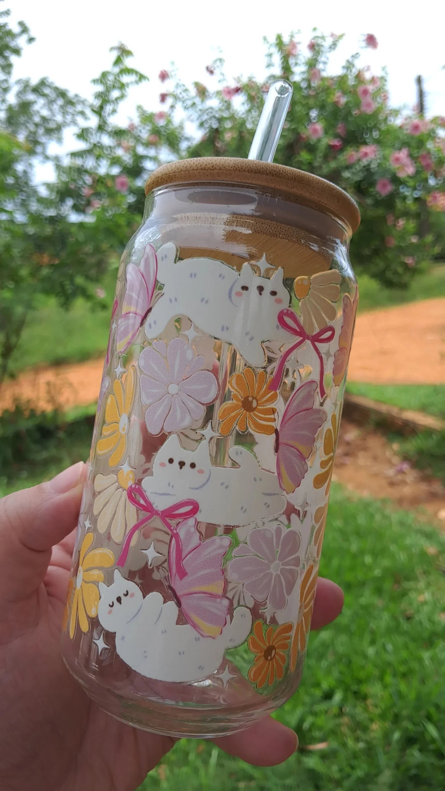 Gatitos Blancos. Vaso